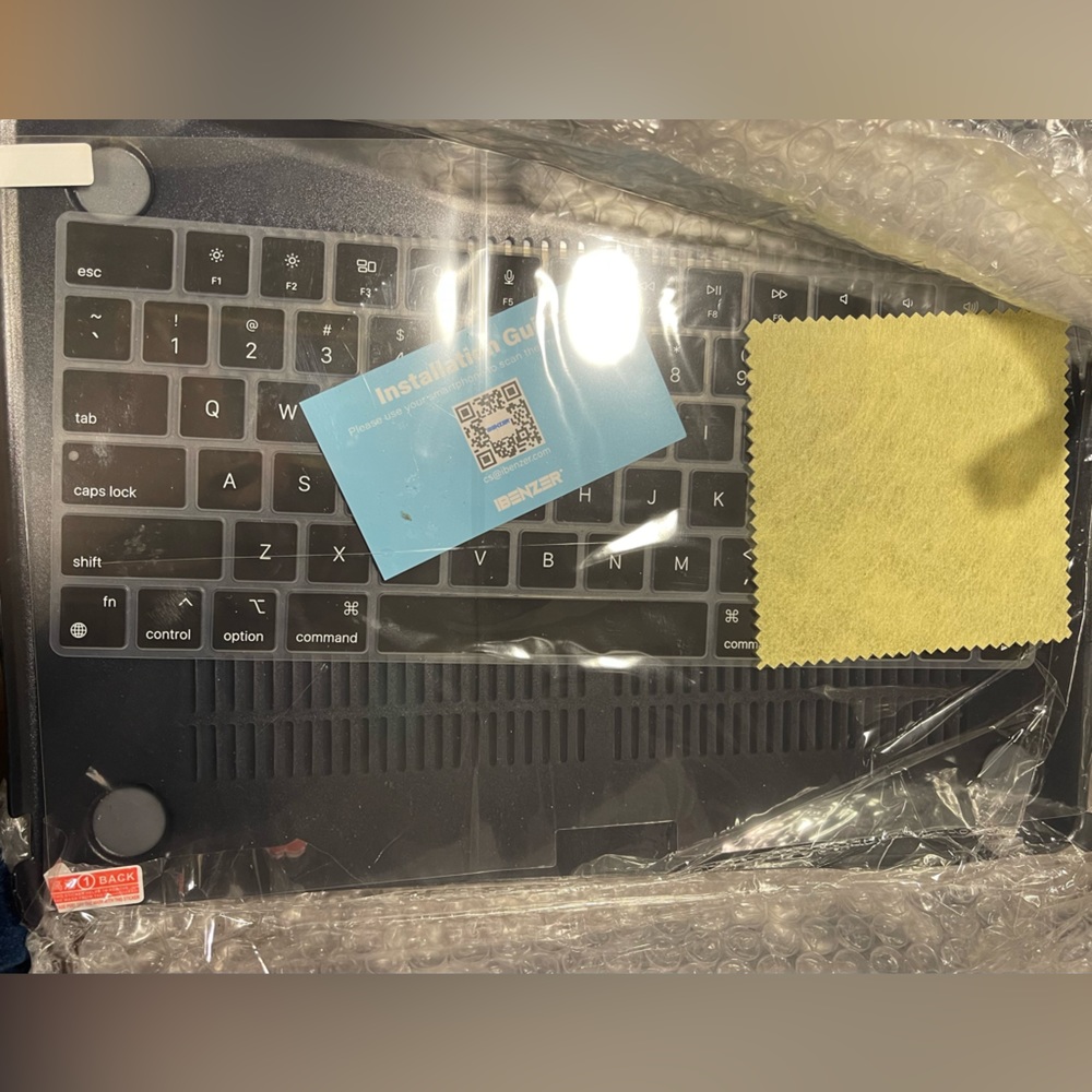 iBenzer Snap-on Laptop Case. iBenzer compatible with M2 2023 2022.